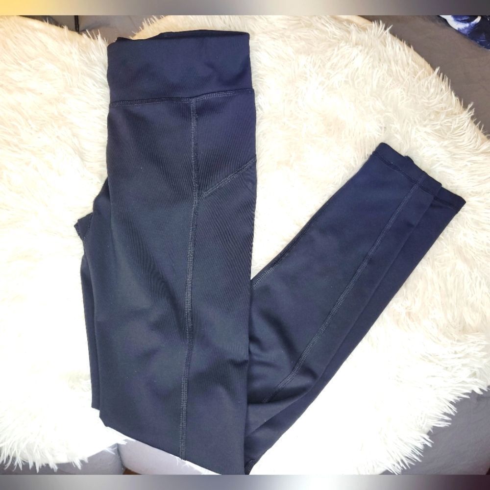 CLEARANCE Aeropostale Live Love Dream Leggings Sz S